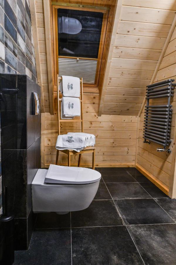 Chalet without fireplace
